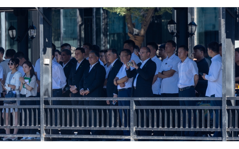 土库曼斯坦副总理阿塔哈雷耶夫莅临爱游戏最新官方网站爱游戏最新官方网站参观考察