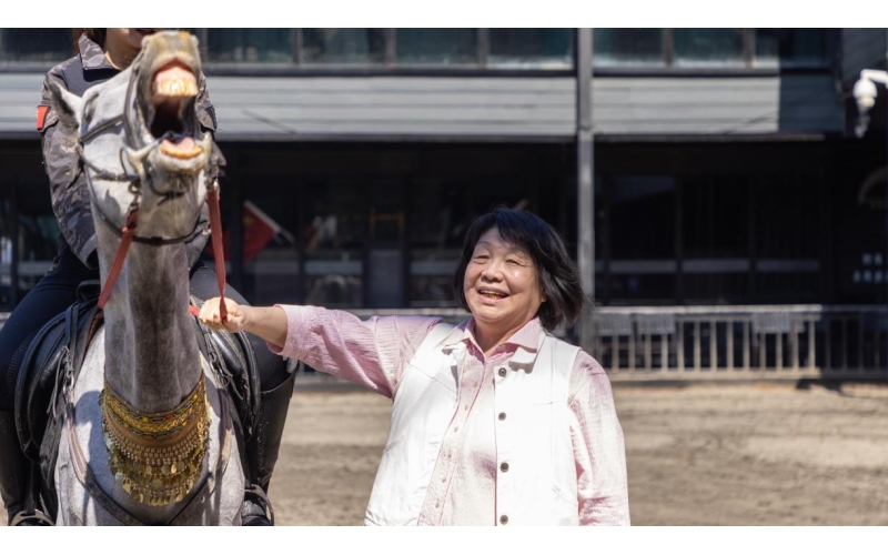 著名作家毕淑敏：新疆古生态园，值得来！