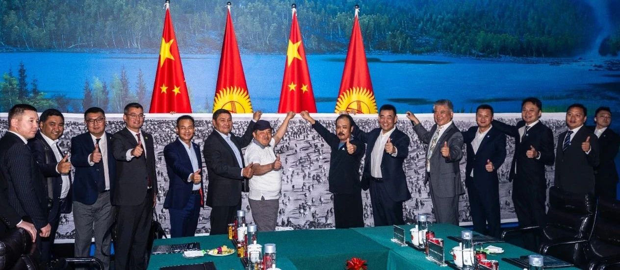 1692431621446495.jpg fc6a011d4d89af45451e540e90e17bc8.jpg