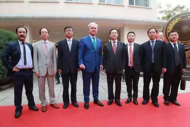 图片关键词 图片关键词