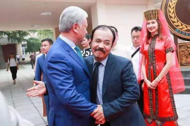 图片关键词 图片关键词